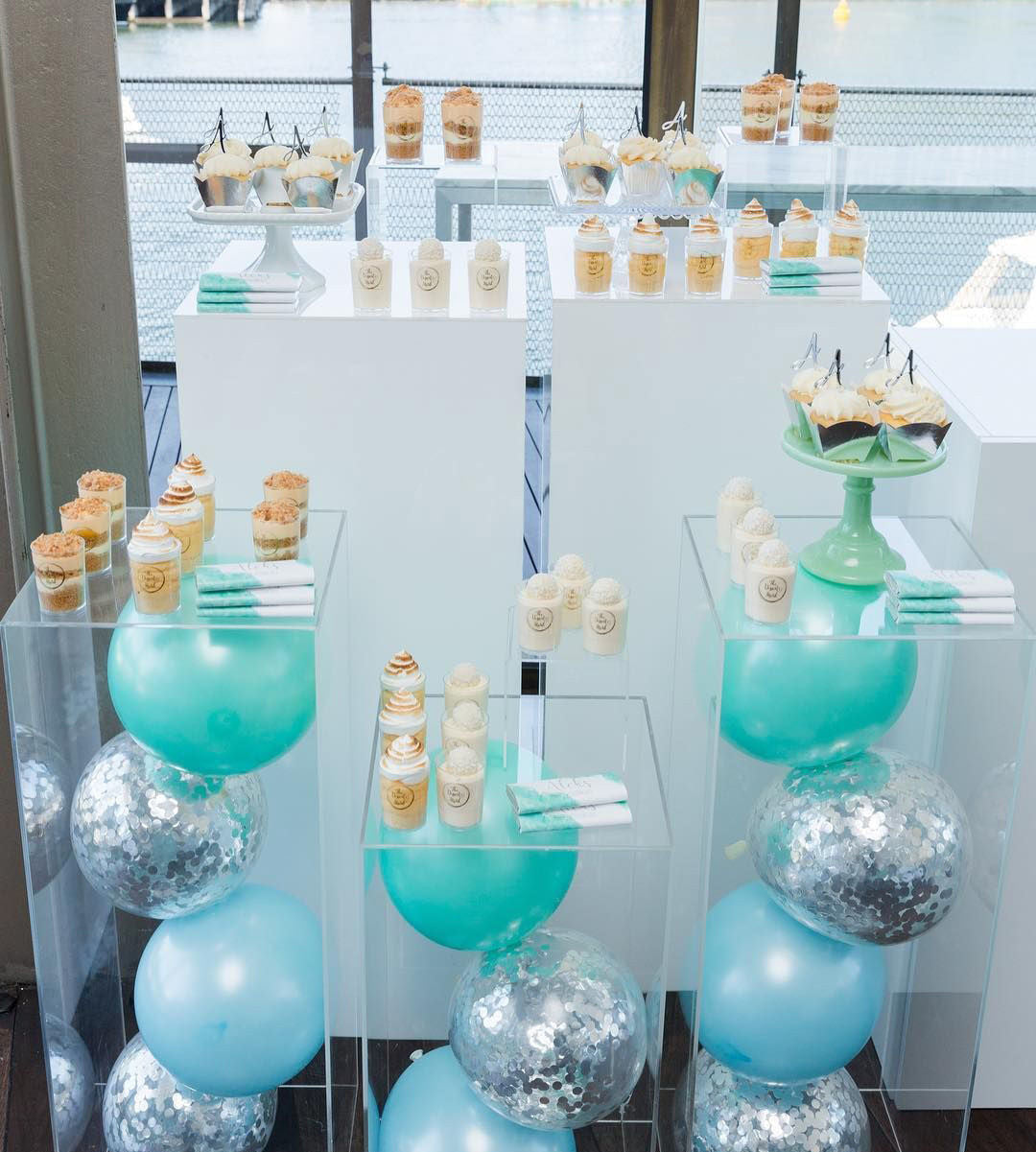 Acrylic Cake Pillar Set of 4 White