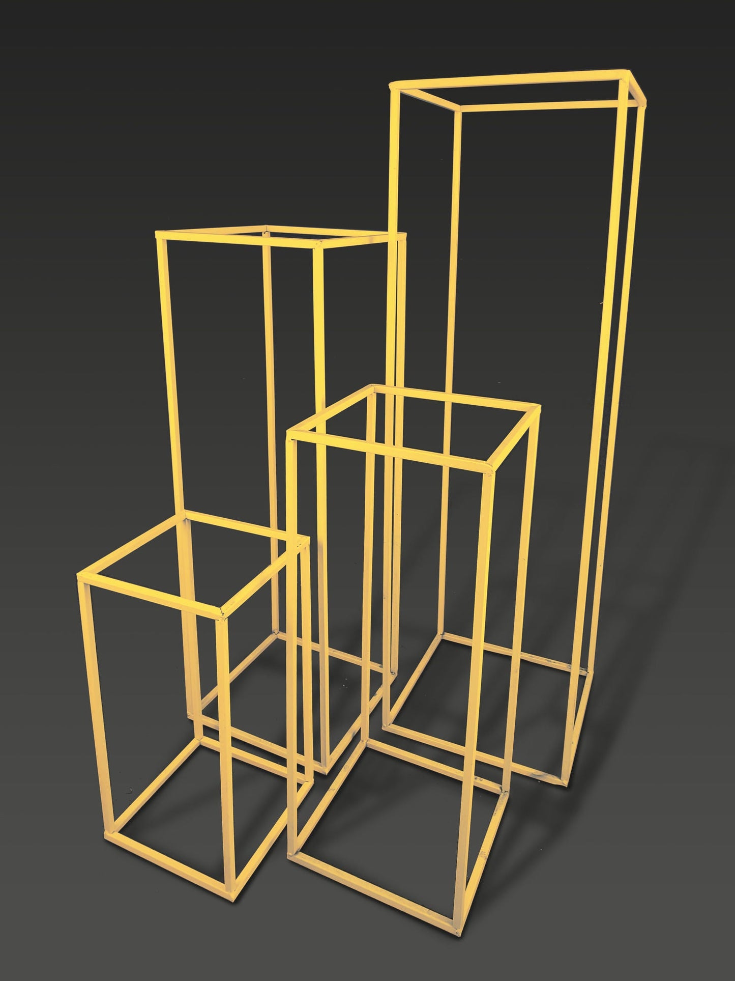 BJ1569 GD - Set of 4 Gold Wedding Wire Metal Column Pillar - Geometric Centerpiece