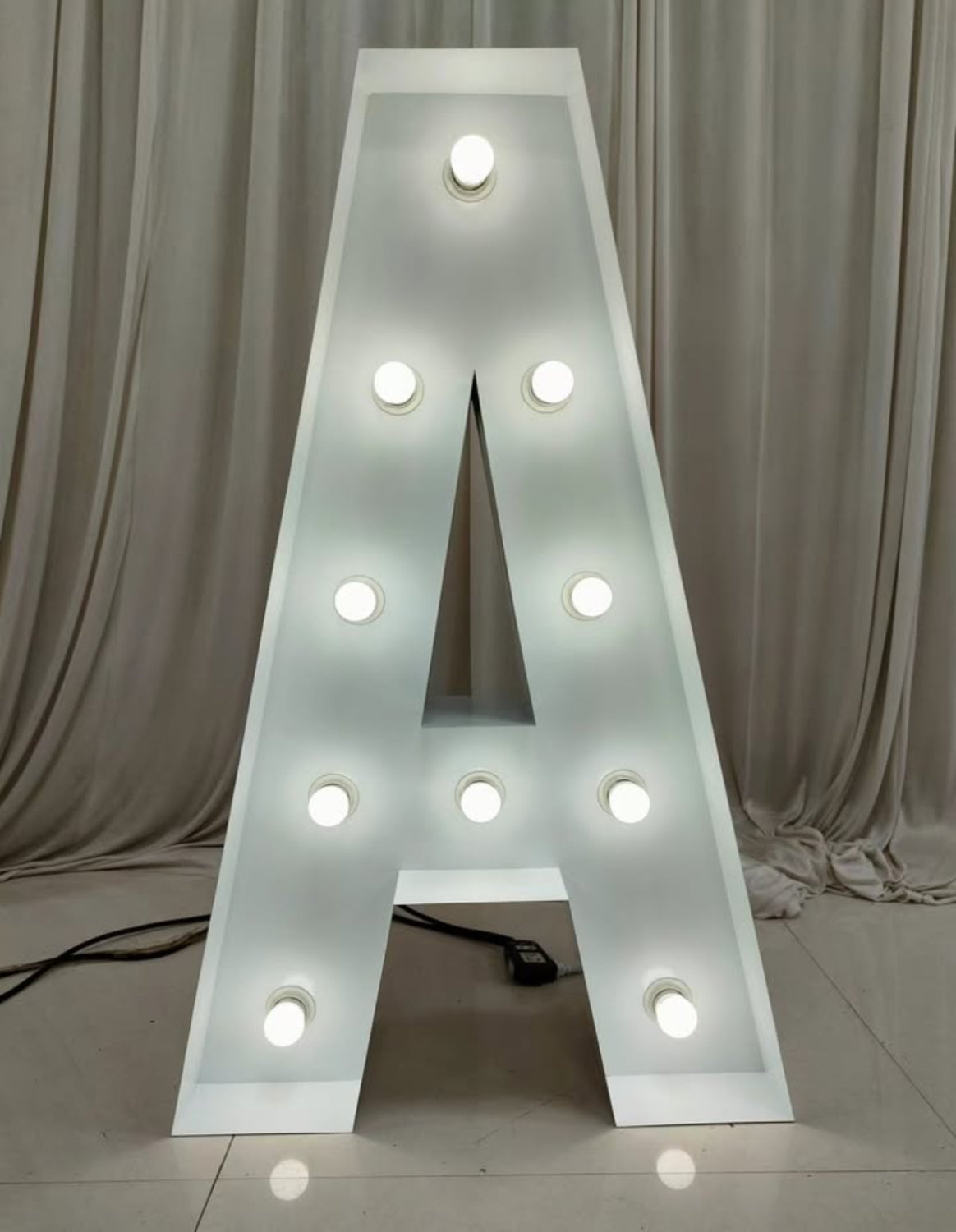 4-feet Marquee Letter