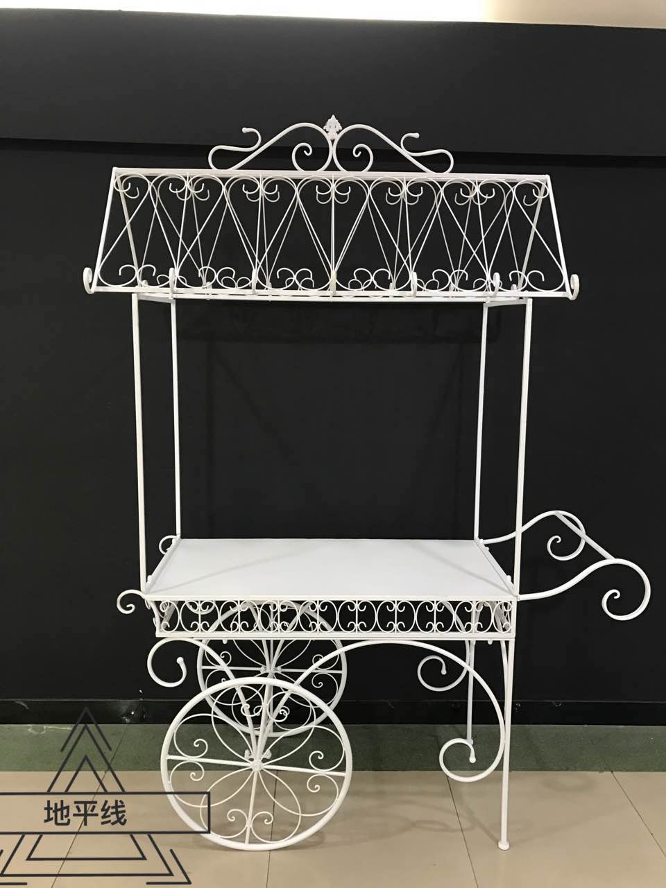 Metal Candy Cart Prop Decoration 6 Feet Tall