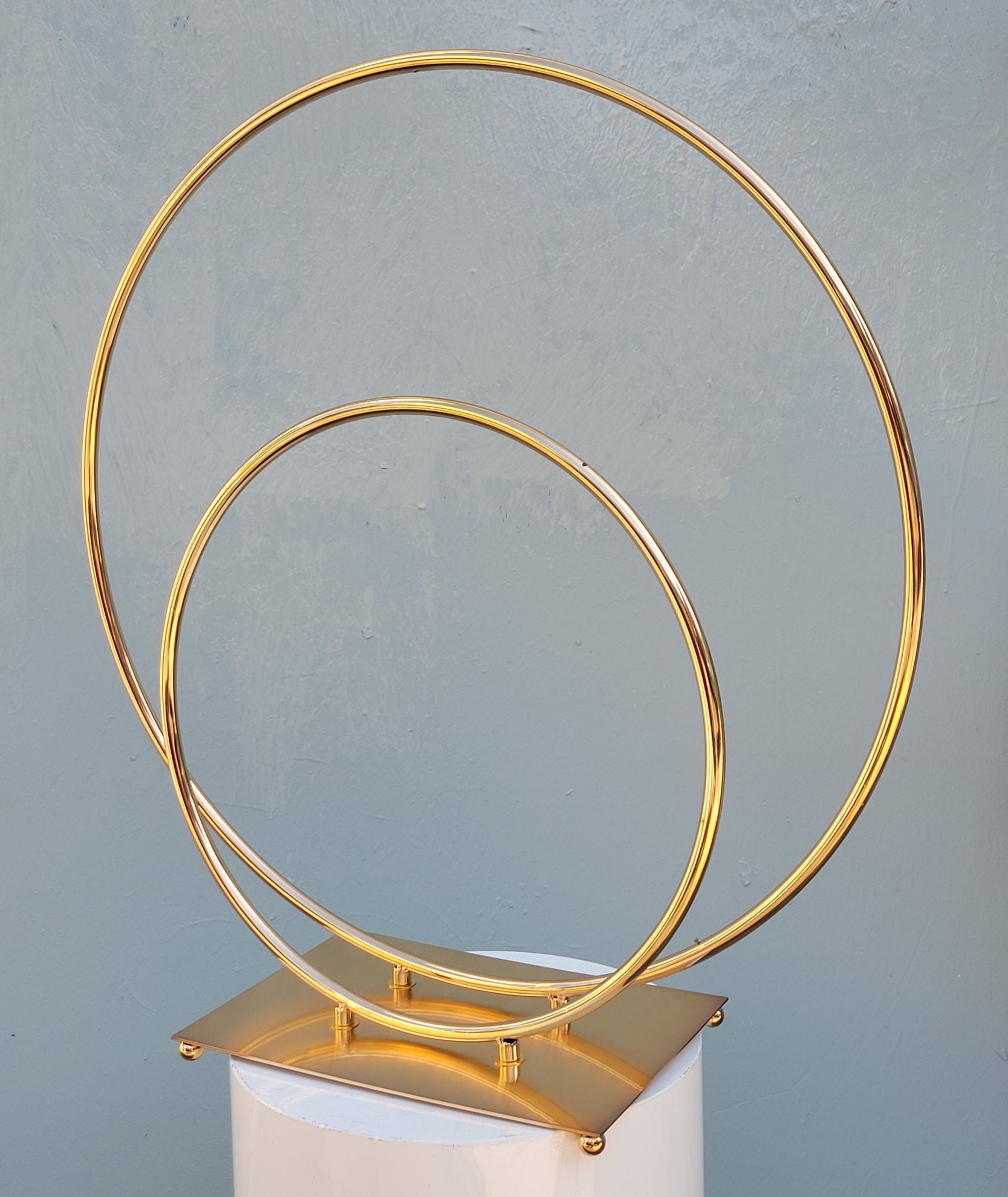 9905-GD  Gold Double Hoop Centerpiece  24"