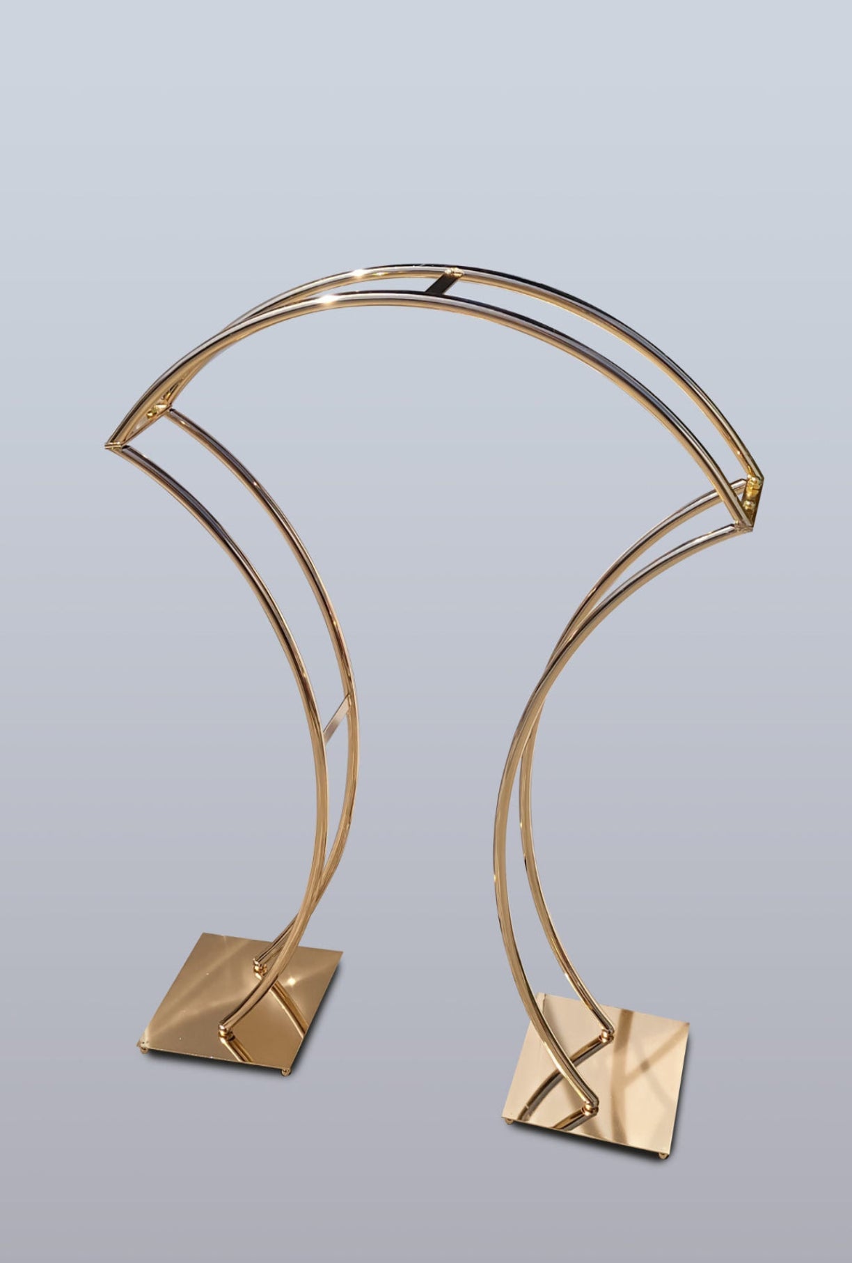 HT001 - Gold Arch Flower Stand