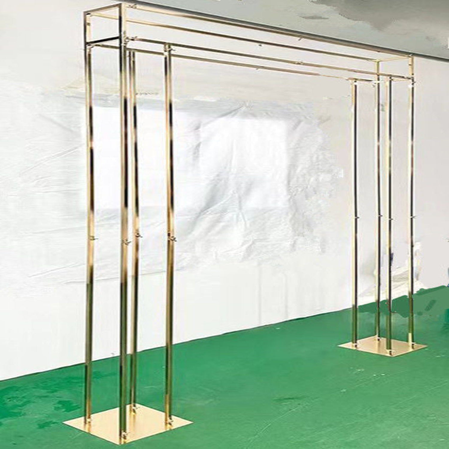 6997GD - Gold Metal Square Arch