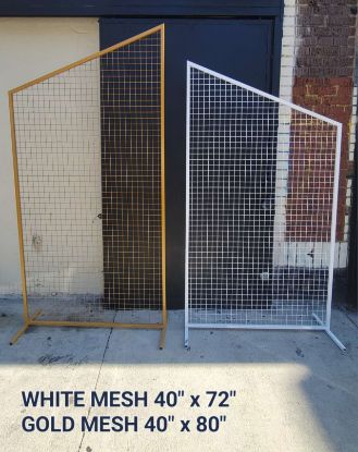 Picture of Mesh Wall Backdrop with Feet Stand and Slanted Top