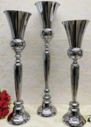 Picture of Metal Flower Stand Centerpiece